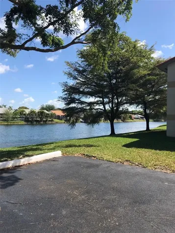 9861 Nob Hill Court Sunrise FL 33351