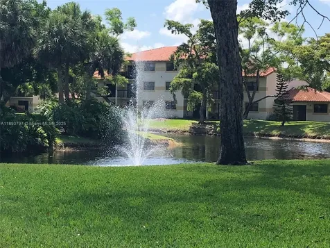 9861 Nob Hill Court Sunrise FL 33351