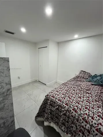 1102 NW 103rd Street Miami FL 33150