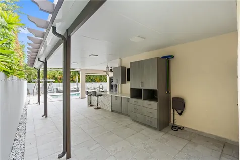 9182 NW 148th Street Miami Lakes FL 33018