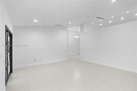 9182 NW 148th Street Miami Lakes FL 33018