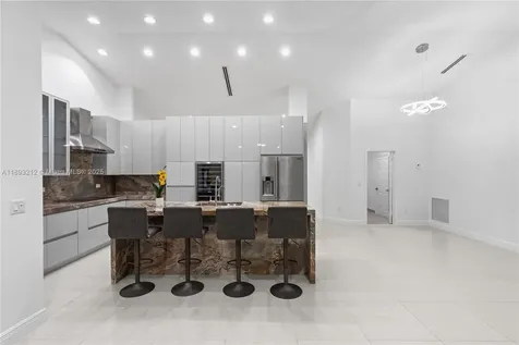 9182 NW 148th Street Miami Lakes FL 33018