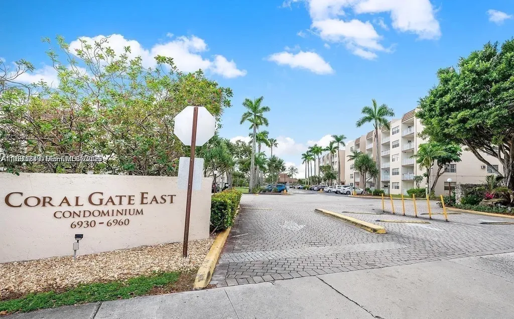 6960 Miami Gardens Drive Hialeah FL 33015