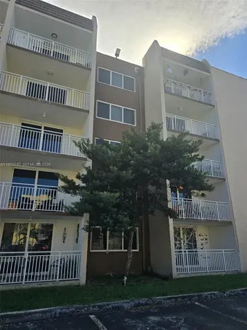 6960 Miami Gardens Drive Hialeah FL 33015