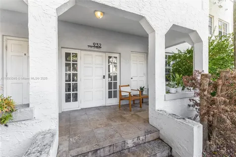 932 7th Street Miami Beach FL 33139
