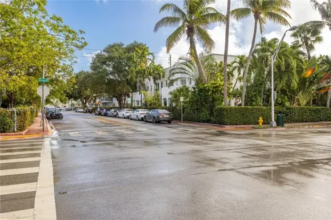 932 7th Street Miami Beach FL 33139