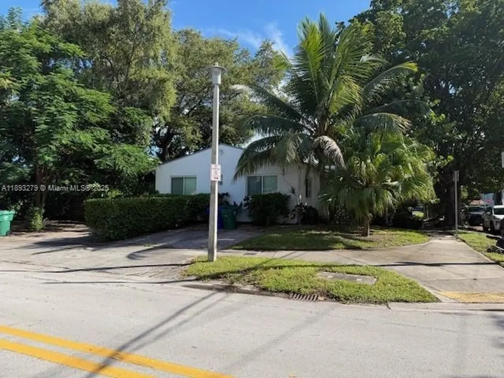 2131 SW 19th Avenue Miami FL 33145