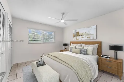 10121 SW 4th Street Miami FL 33174