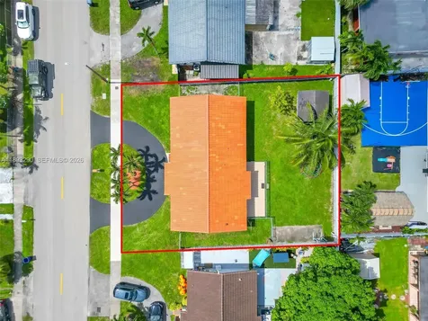 10121 SW 4th Street Miami FL 33174