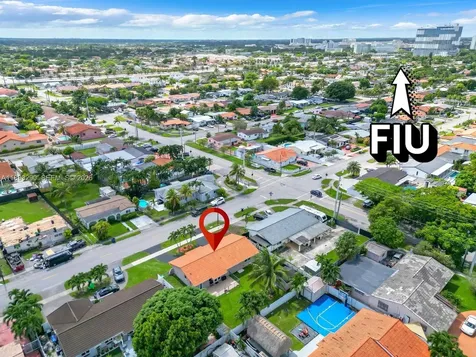 10121 SW 4th Street Miami FL 33174