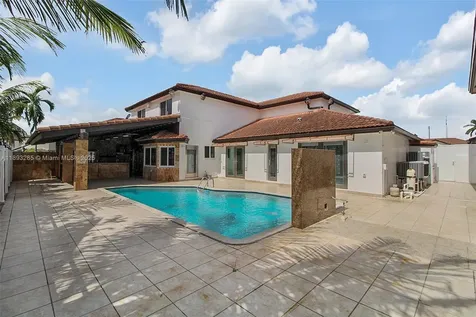 8416 NW 201st Street Miami FL 33015
