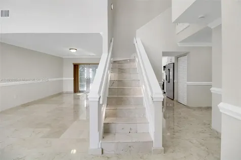 8416 NW 201st Street Miami FL 33015