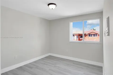 8416 NW 201st Street Miami FL 33015