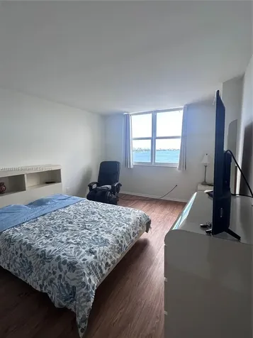 300 Bayview Drive Sunny Isles Beach FL 33160