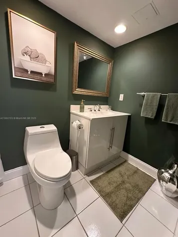 3000 S Ocean Drive Hollywood FL 33019