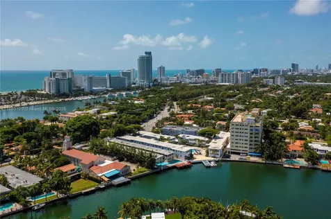 4720 Pine Tree Drive Miami Beach FL 33140