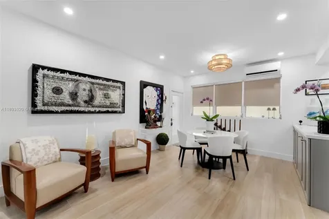 4720 Pine Tree Drive Miami Beach FL 33140
