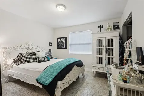 3300 SW 9th Terrace Miami FL 33135