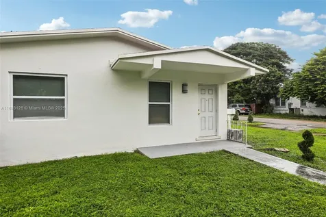 3300 SW 9th Terrace Miami FL 33135