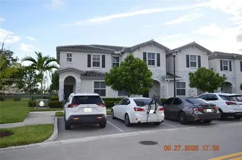 2744 SE 19th Street Homestead FL 33035