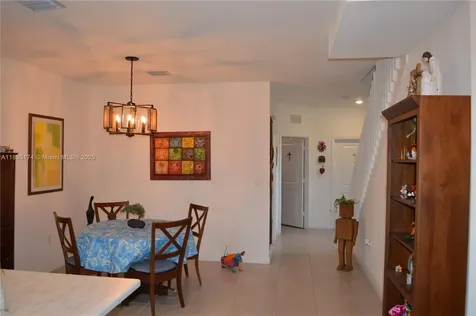2744 SE 19th Street Homestead FL 33035