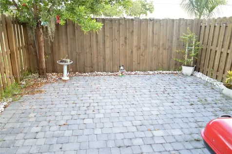 2744 SE 19th Street Homestead FL 33035