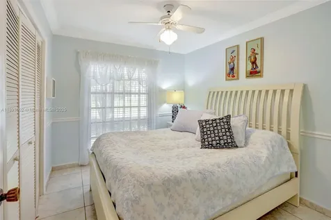 18045 SW 87th Court Palmetto Bay FL 33157