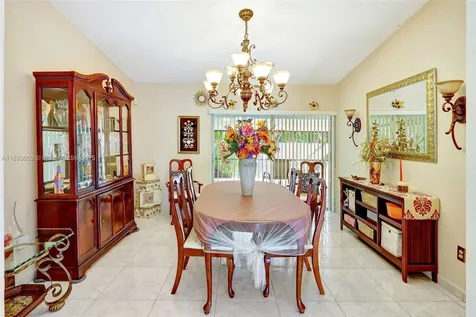18045 SW 87th Court Palmetto Bay FL 33157