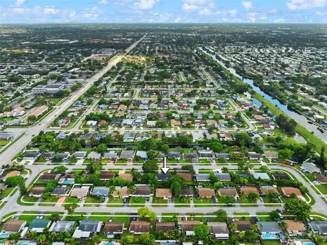 8201 SW 7th Court North Lauderdale FL 33068
