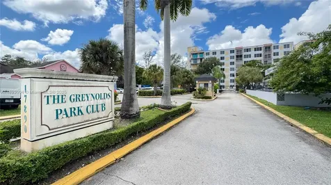 17890 W Dixie Highway 319 Highway North Miami Beach FL 33160
