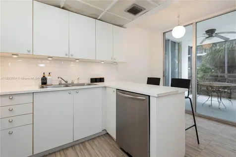 17890 W Dixie Highway 319 Highway North Miami Beach FL 33160