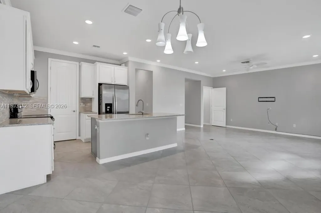 1422 Silk Oak Drive Hollywood FL 33021