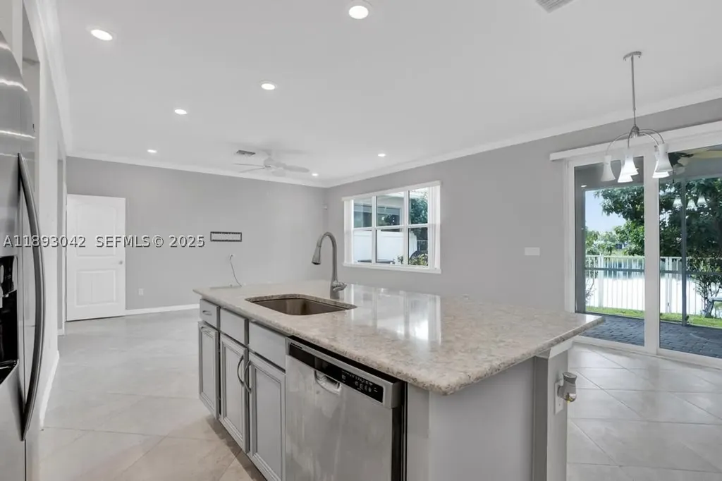 1422 Silk Oak Drive Hollywood FL 33021