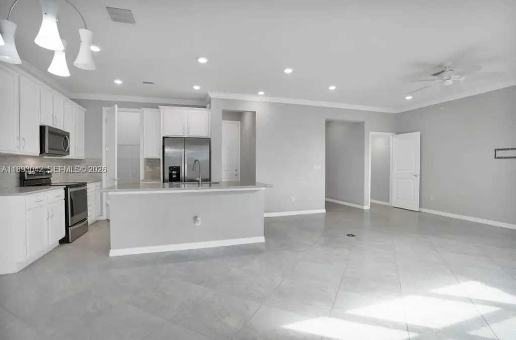 1422 Silk Oak Drive Hollywood FL 33021