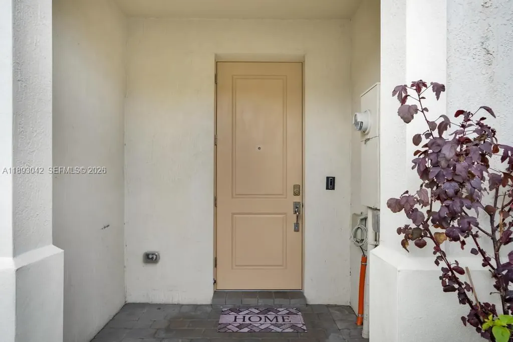 1422 Silk Oak Drive Hollywood FL 33021