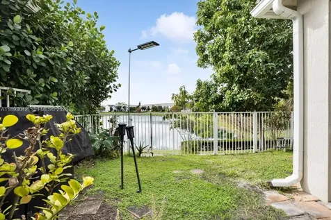 1422 Silk Oak Drive Hollywood FL 33021