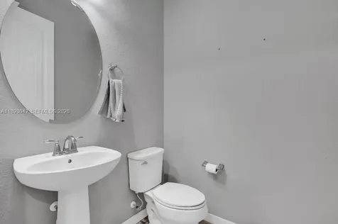 1422 Silk Oak Drive Hollywood FL 33021
