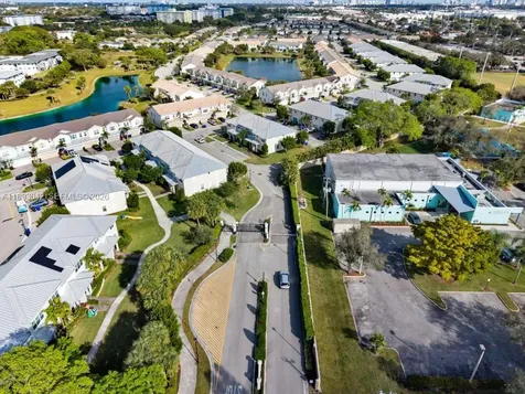 1422 Silk Oak Drive Hollywood FL 33021