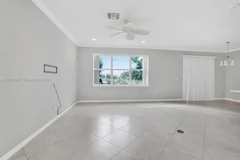 1422 Silk Oak Drive Hollywood FL 33021