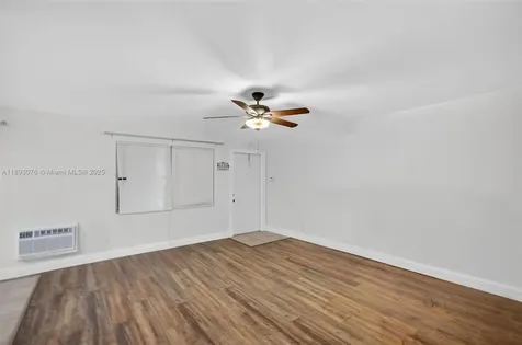 810 Lake Shore Drive Lake Park FL 33403