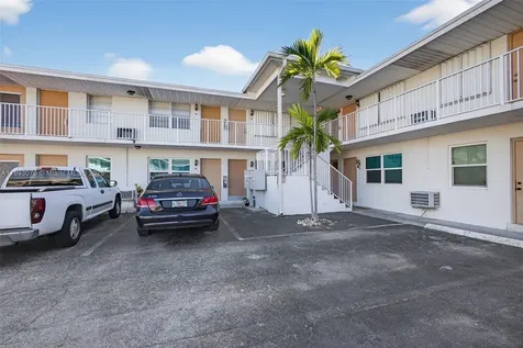 810 Lake Shore Drive Lake Park FL 33403