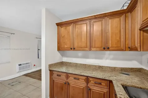 810 Lake Shore Drive Lake Park FL 33403