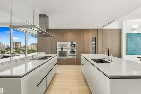 18501 Collins Avenue Sunny Isles Beach FL 33160
