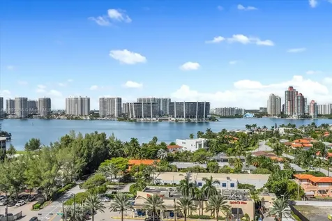 18501 Collins Avenue Sunny Isles Beach FL 33160