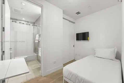 18501 Collins Avenue Sunny Isles Beach FL 33160