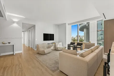 18501 Collins Avenue Sunny Isles Beach FL 33160