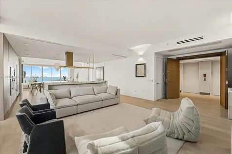 18501 Collins Avenue Sunny Isles Beach FL 33160