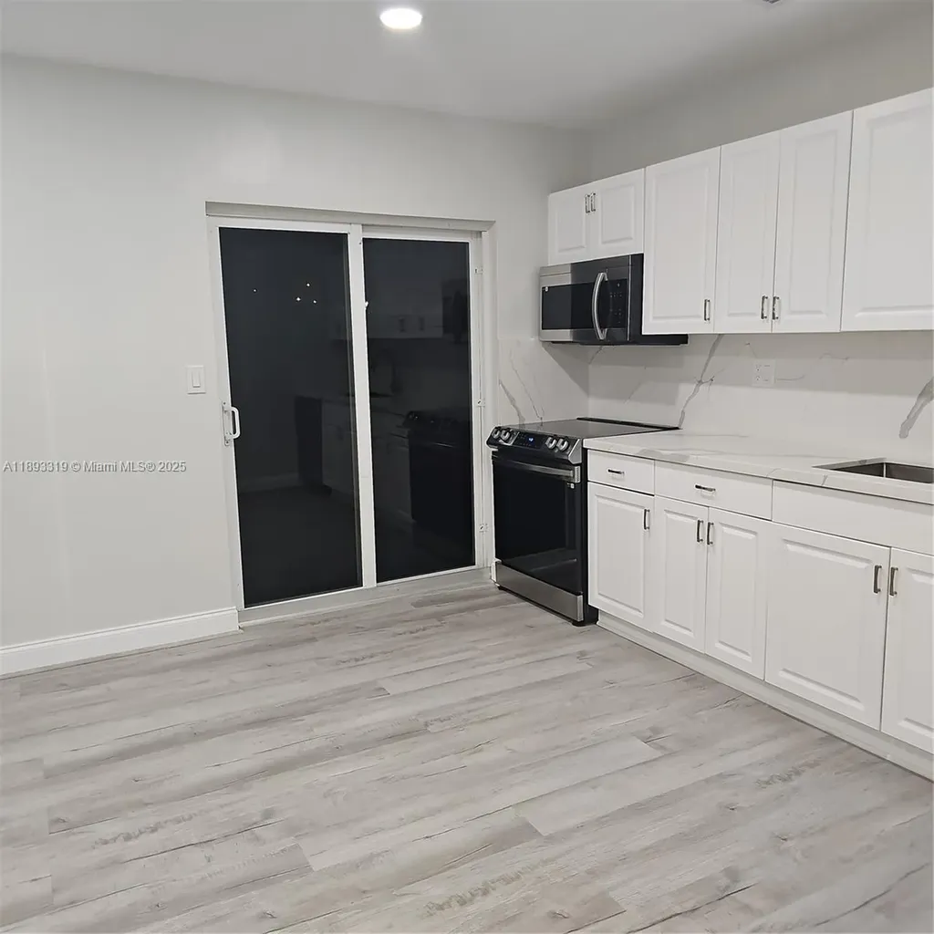 442 SW 22nd Avenue Fort Lauderdale FL 33312