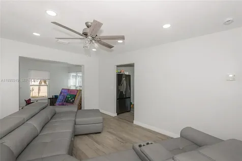 442 SW 22nd Avenue Fort Lauderdale FL 33312