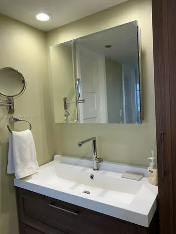 3507 Oaks Way Pompano Beach FL 33069